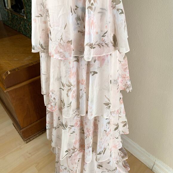 NEW WAYF Size M Abby Off-the-Shoulder Maxi Tiered Dress In Blush Bouquet - Picture 11 of 15